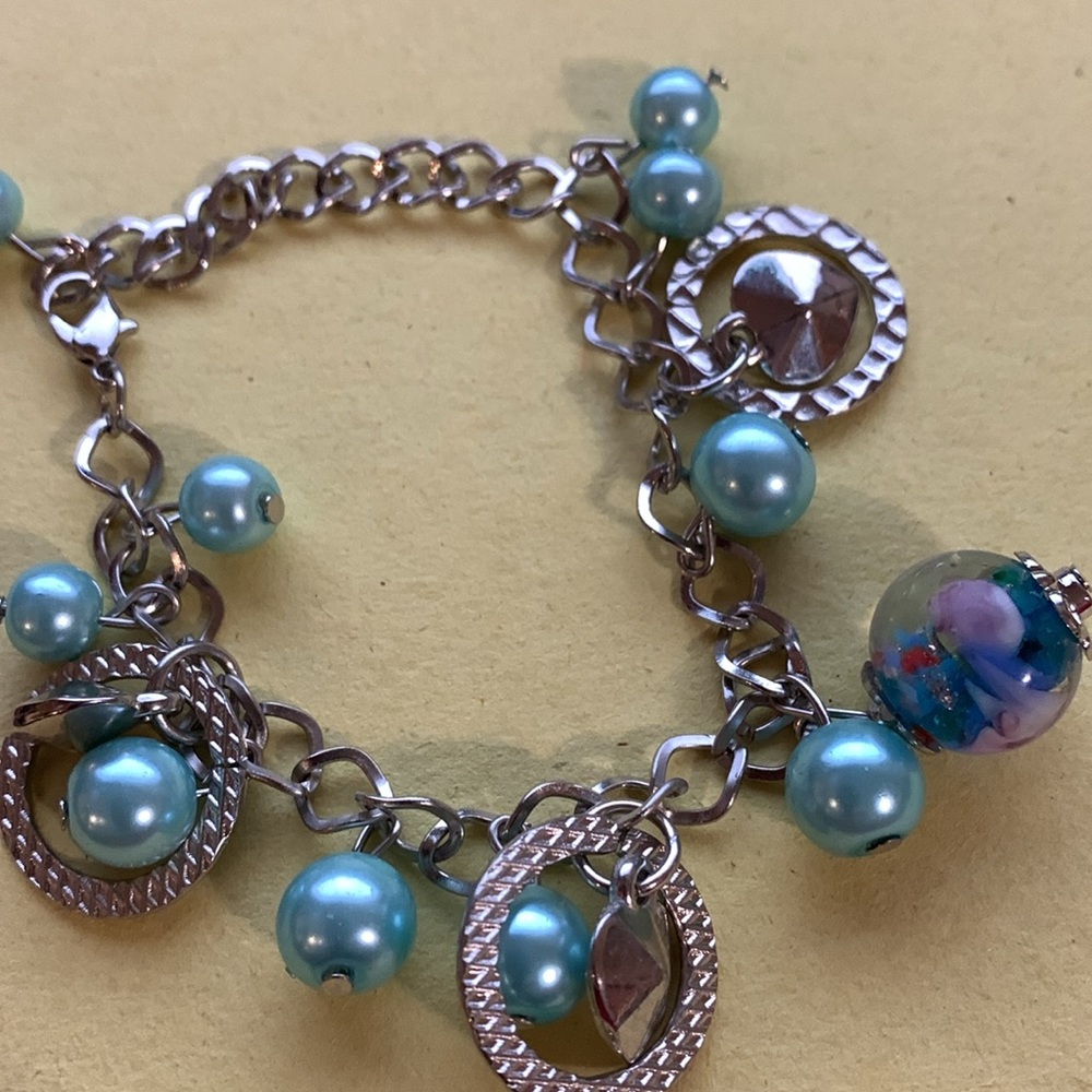 Beautiful bracelet - Picture 5 of 6
